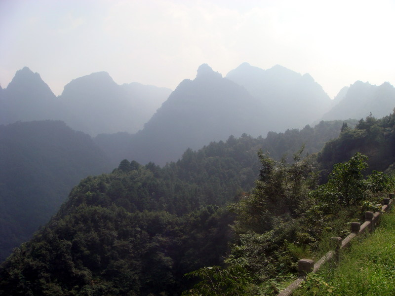 Image: /media/?path=/trips/2007-08-13 China/2007-08-20_Wudang/20070820-143636-0-Joe.jpg